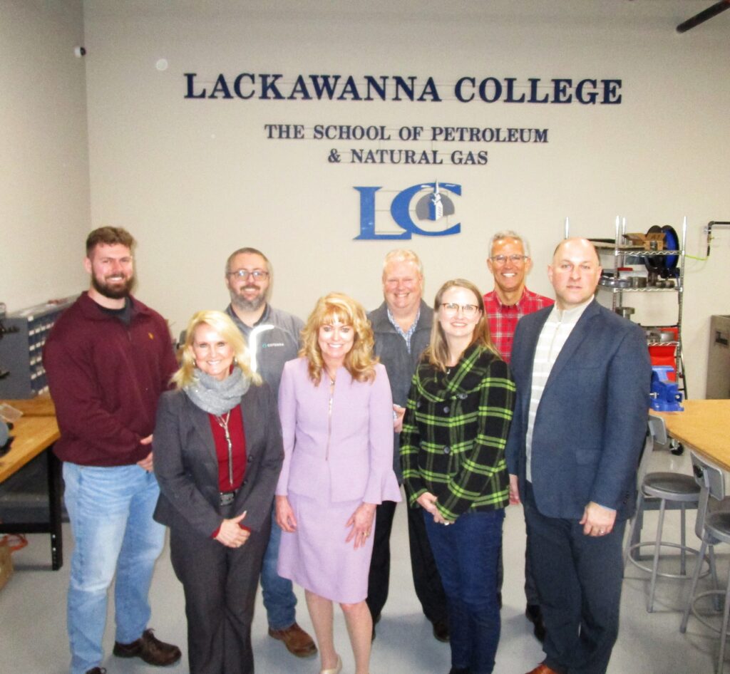 PA Treasurer visits Lackawanna College